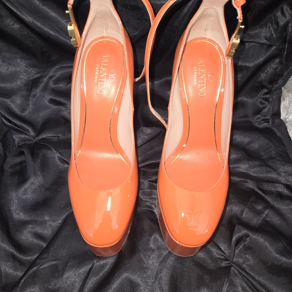 Valentino Orange Glossy Heels